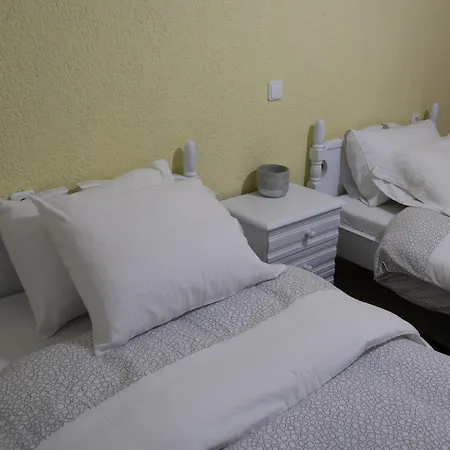 אראחובה Dimos Suite מראה חיצוני תמונה