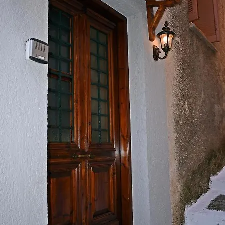 אראחובה Dimos Suite מראה חיצוני תמונה