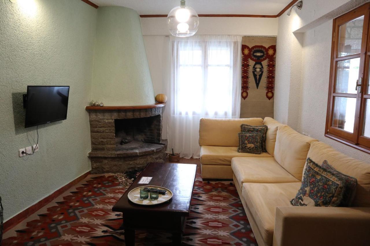 Apartment Dimos *